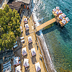 La Local Beach Hotel
